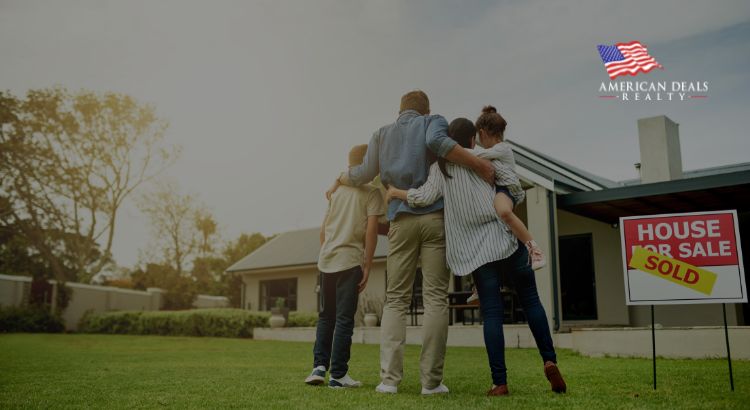 How to Buy a Home While Selling Your Current One